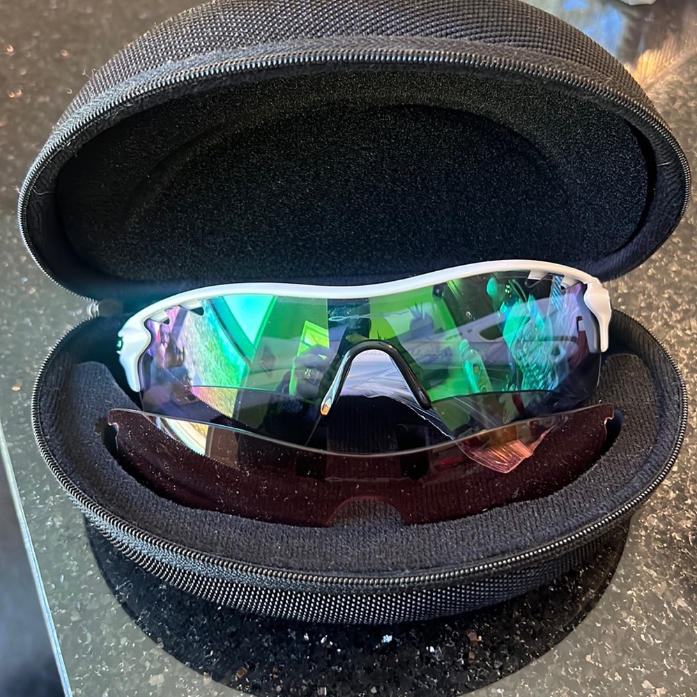 RadarLock® Path® (Low Bridge Fit) - Blue and Pink Lenses